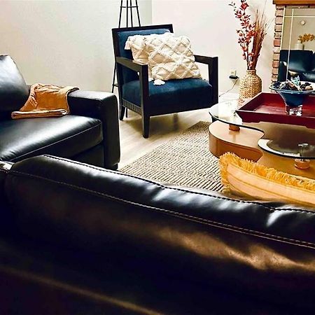 Villa 5 Beds, 2 Full Baths, W/Gazebo, W/Fenced Backyard Yuba City Exterior foto