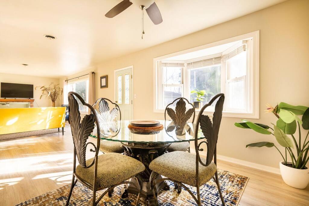 Villa 5 Beds, 2 Full Baths, W/Gazebo, W/Fenced Backyard Yuba City Exterior foto